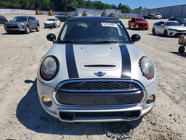 2015 MINI COOPER