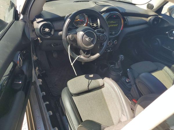 2015 MINI COOPER