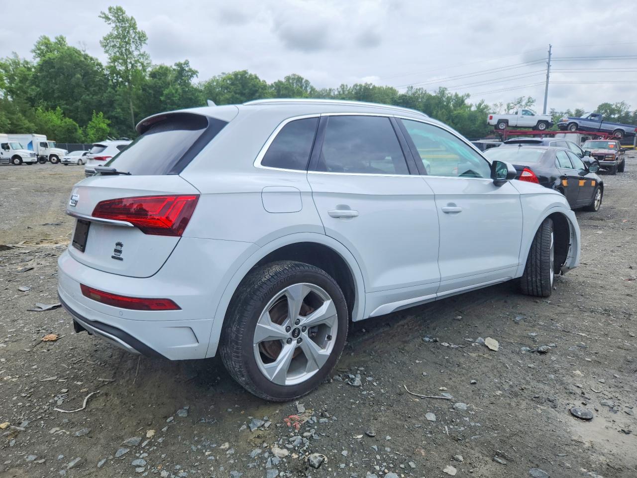 2021 AUDI Q5 quattro Premium Plus