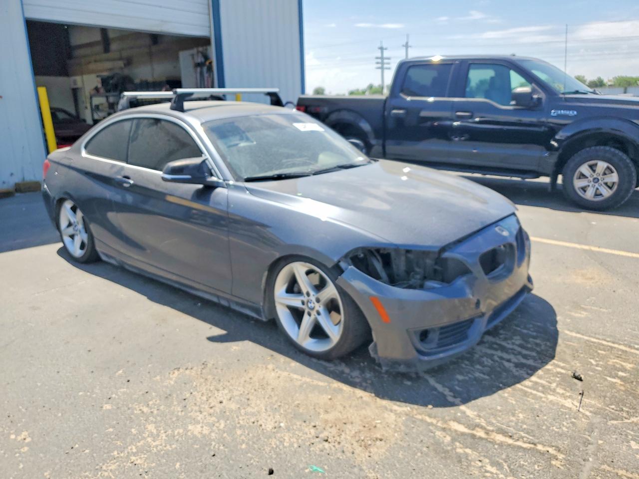 2015 BMW 228