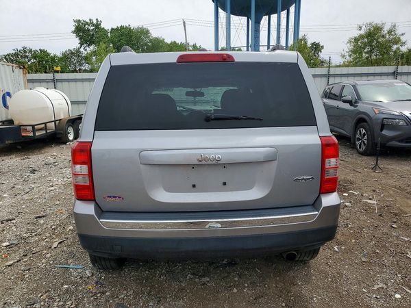 2016 JEEP PATRIOT LATITUDE FWD