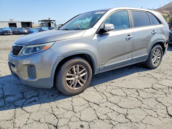 2015 KIA SORENTO GL