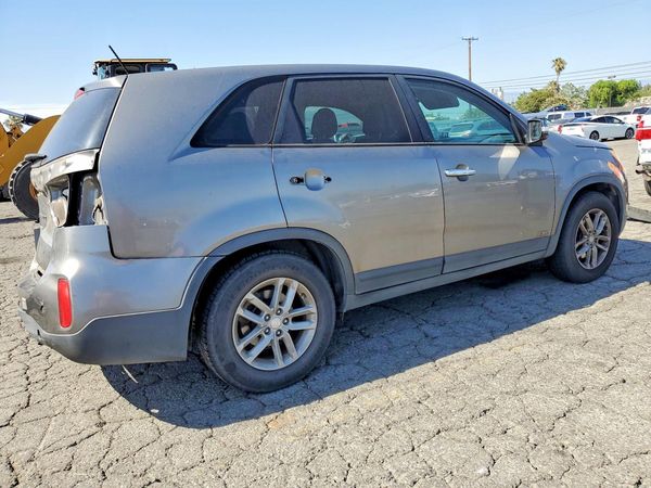 2015 KIA SORENTO GL