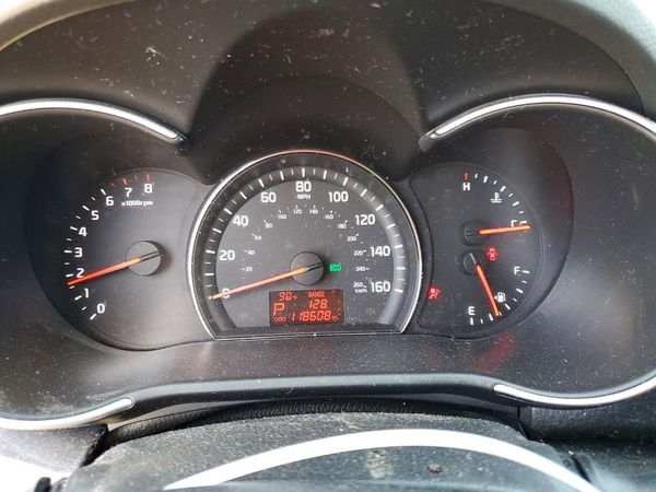 2015 KIA SORENTO GL