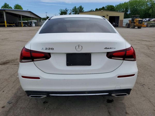 2021 MERCEDES-BENZ A A220-4M