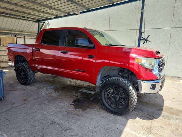 2019 TOYOTA TUNDRA SR5 Grade