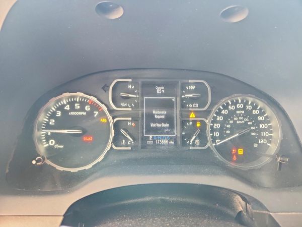 2019 TOYOTA TUNDRA SR5 Grade