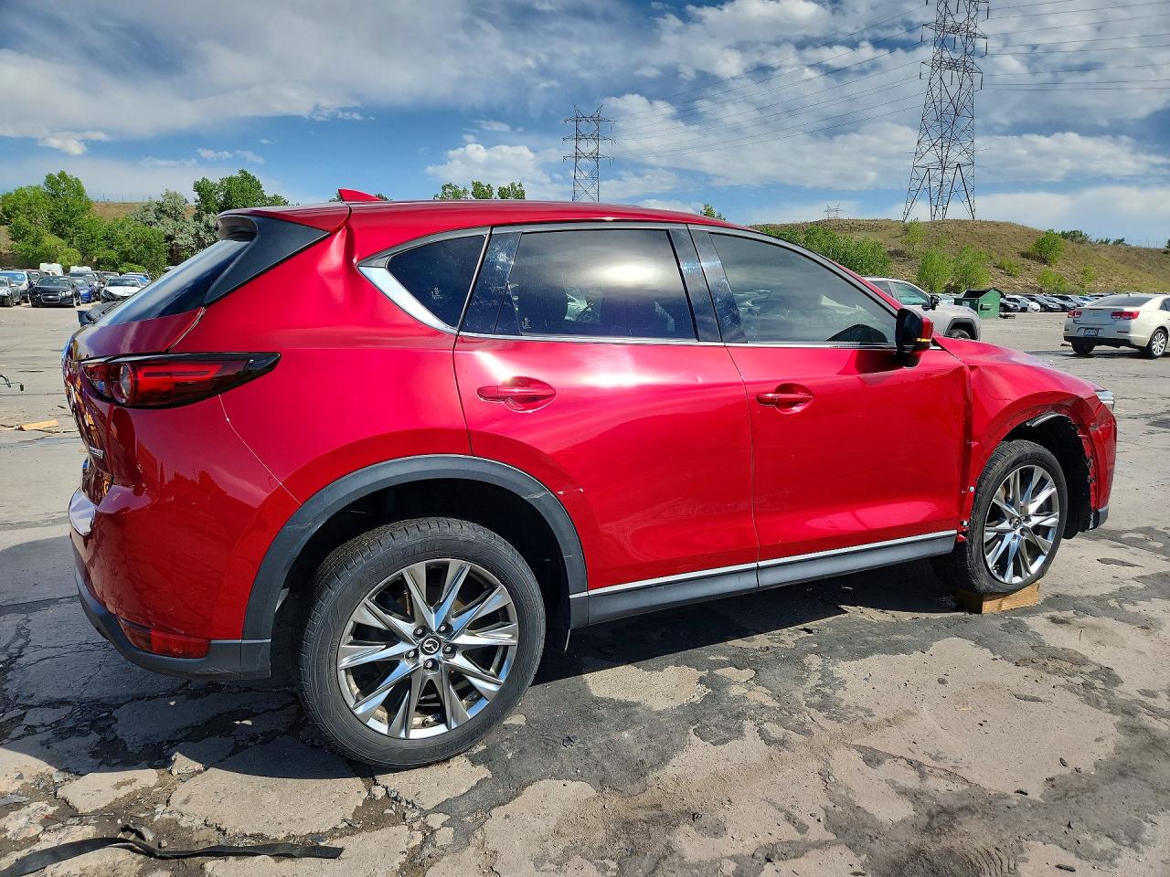 2019 MAZDA CX-5 Signature