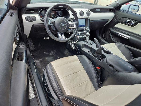 2022 FORD MUSTANG I4 Coupe