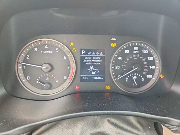 2019 HYUNDAI TUCSON SE