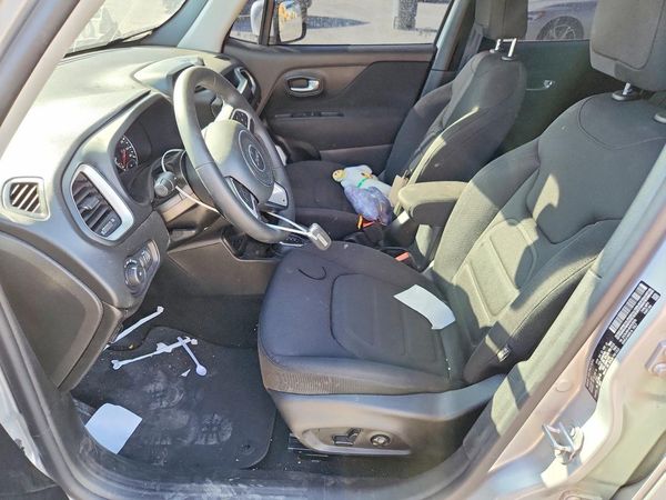 2019 JEEP RENEGADE LATITUDE 4X2