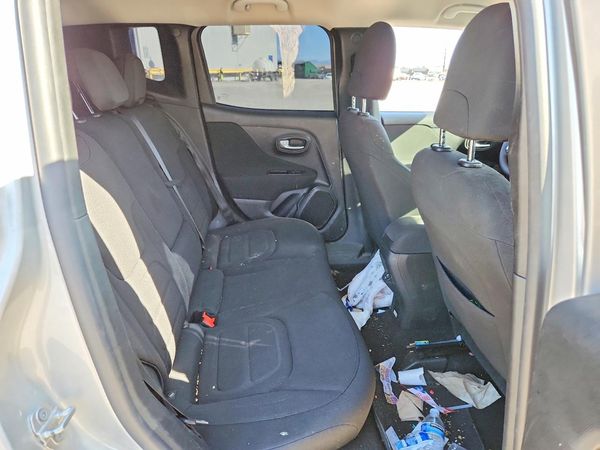 2019 JEEP RENEGADE LATITUDE 4X2