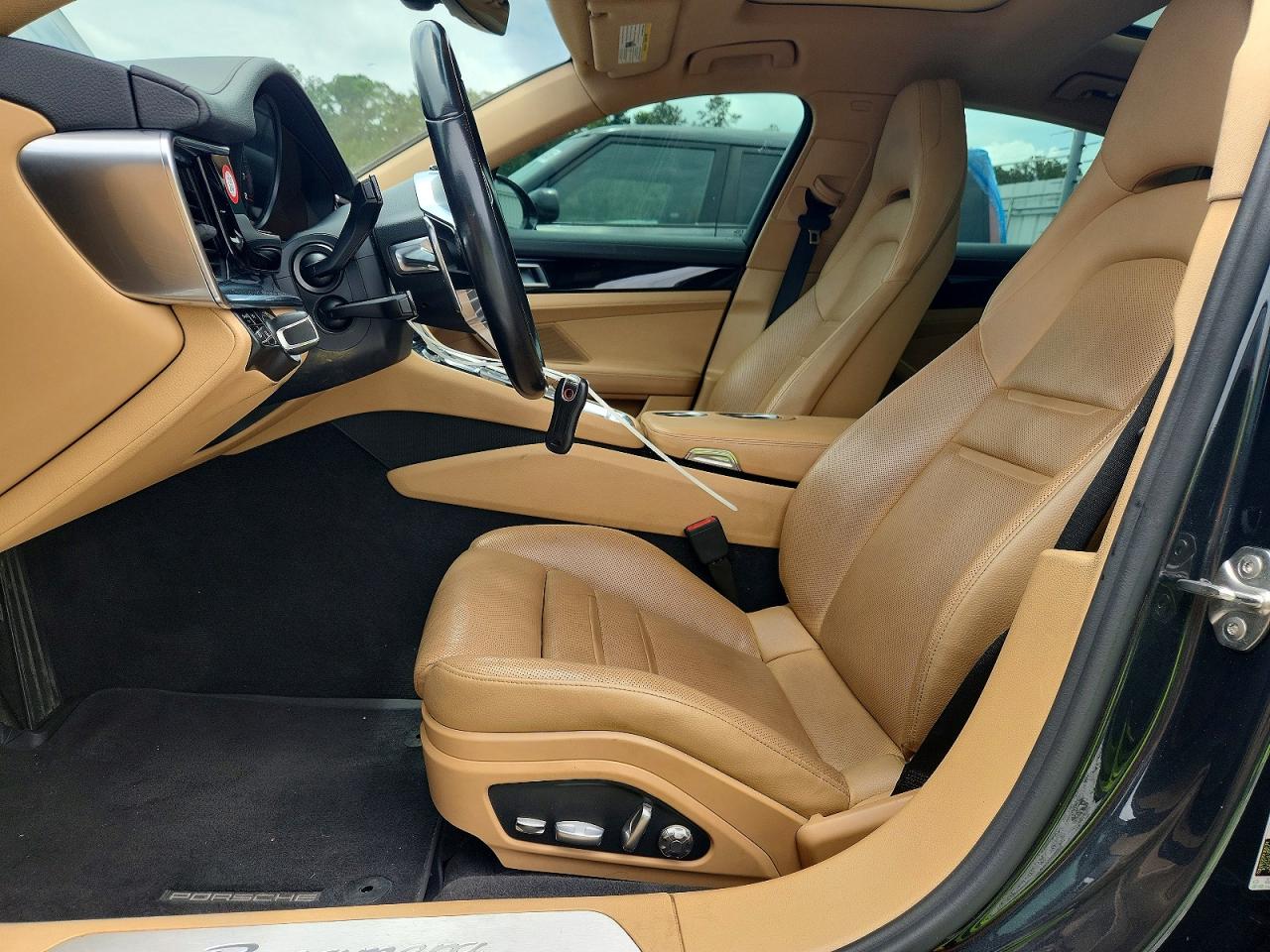 2018 PORSCHE PANAMERA Base / 4