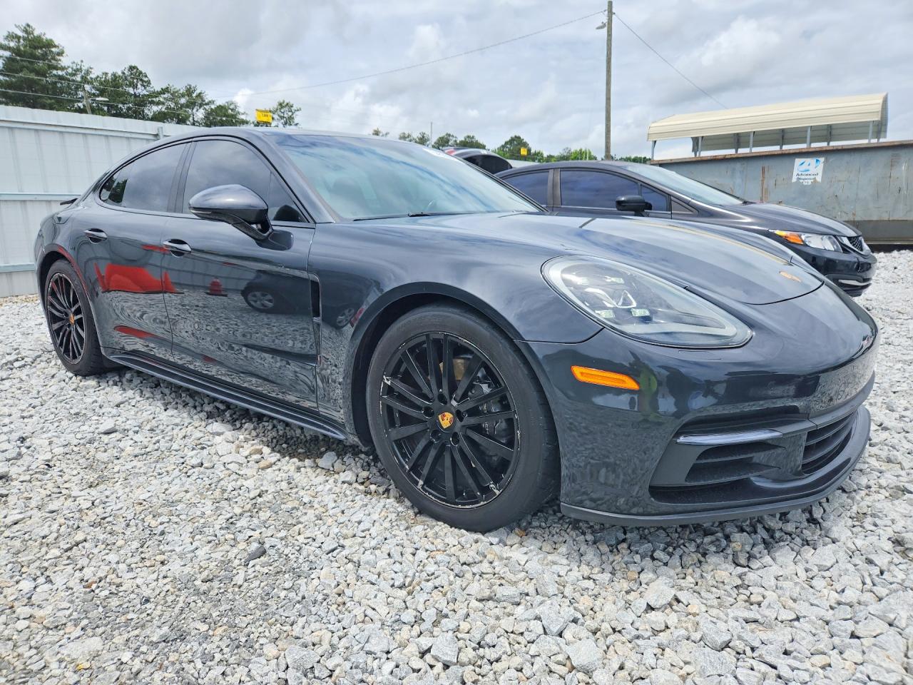 2018 PORSCHE PANAMERA Base / 4