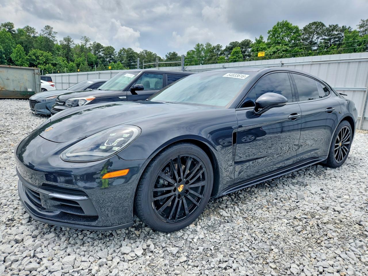 2018 PORSCHE PANAMERA Base / 4