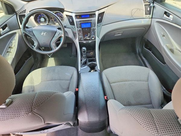 2012 HYUNDAI SONATA Middle-low level