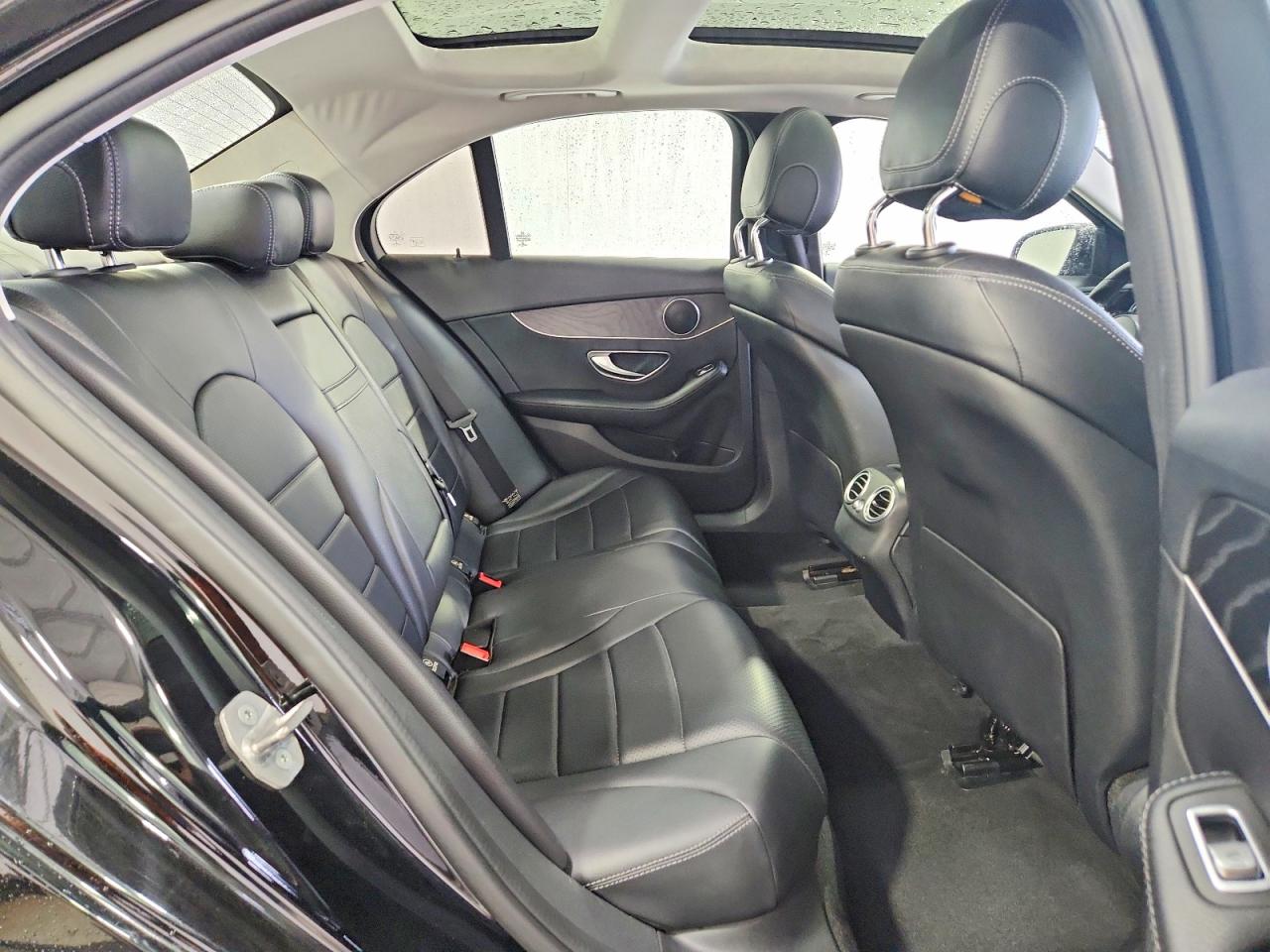 2017 MERCEDES-BENZ C C300-4M