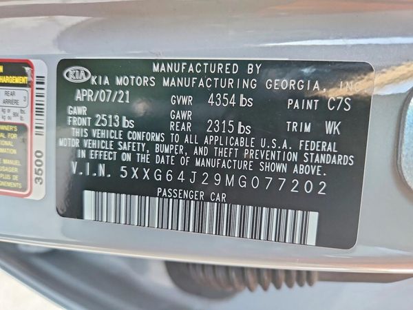 2021 KIA K5 GT-Line