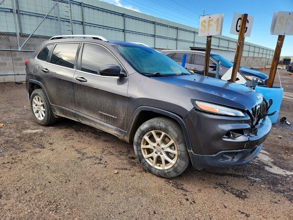 2018 JEEP CHEROKEE Latitude Plus