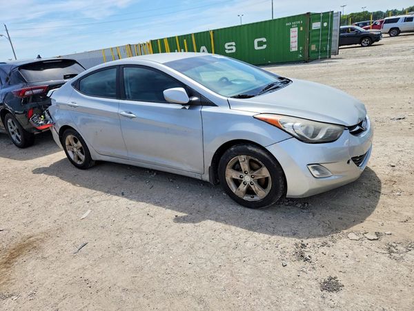 2012 HYUNDAI ELANTRA GLS(Middle grade) — Passenger 3/4