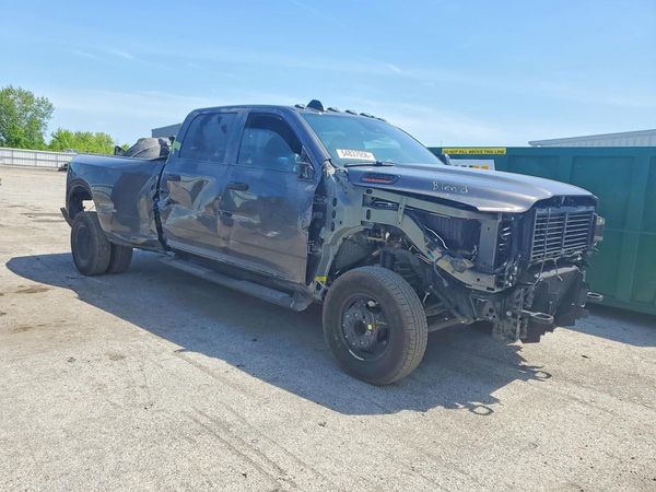 2026 RAM 3500 TRADESMAN CREW CAB 4X4