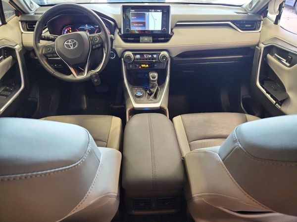 2021 TOYOTA RAV4 Limited