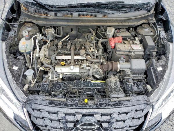 2024 NISSAN KICKS S