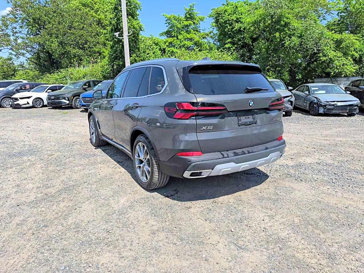 2026 BMW X5 xDrive40