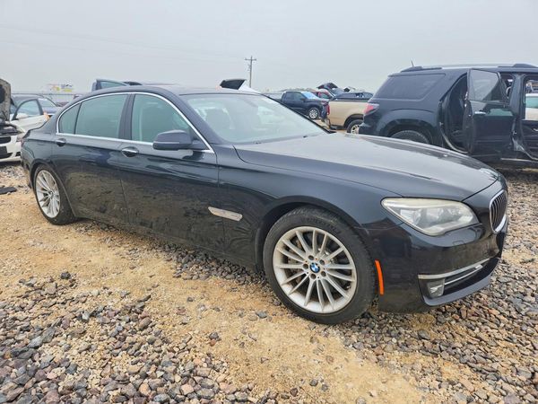 2013 BMW 750