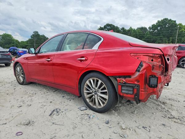 2021 INFINITI Q50 LUXE