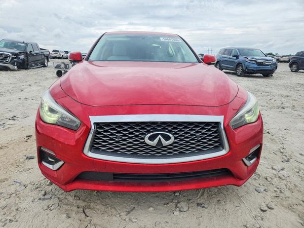 2021 INFINITI Q50 LUXE