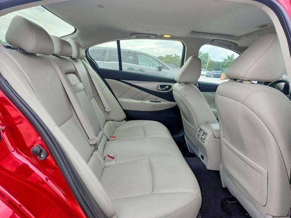 2021 INFINITI Q50 LUXE