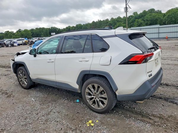 2019 TOYOTA RAV4 XLE Premium