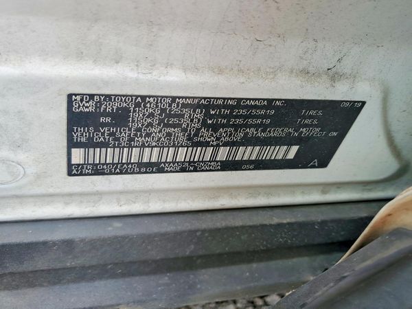 2019 TOYOTA RAV4 XLE Premium