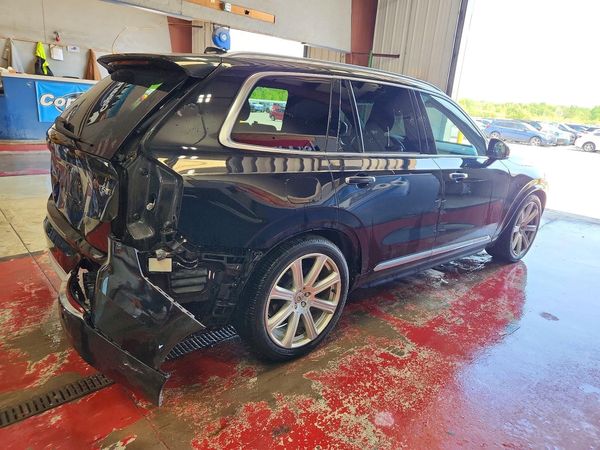 2018 VOLVO XC90 Inscription