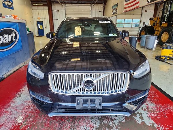 2018 VOLVO XC90 Inscription