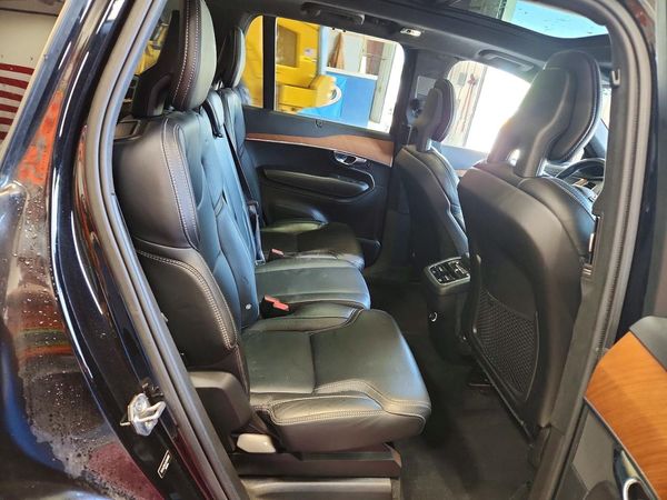 2018 VOLVO XC90 Inscription