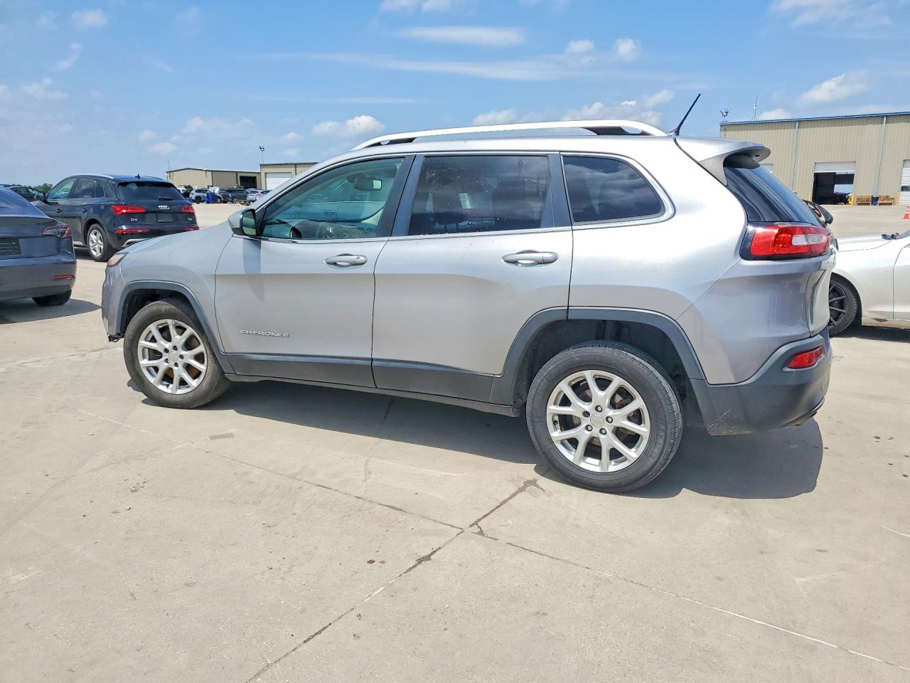 2016 JEEP CHEROKEE LATITUDE FWD