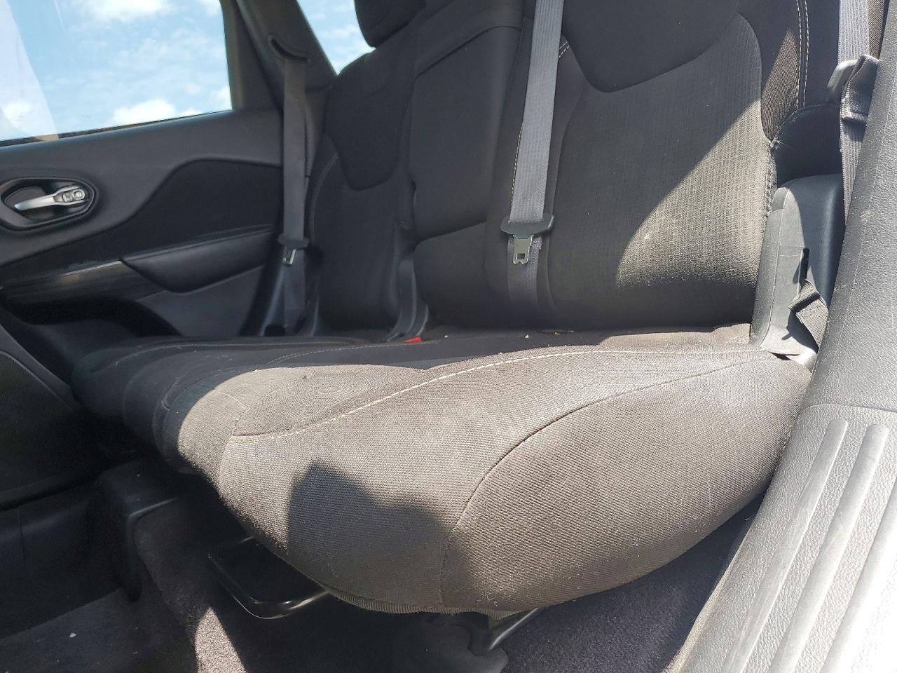 2016 JEEP CHEROKEE LATITUDE FWD