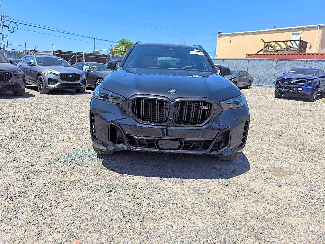 2026 BMW X5 M60i