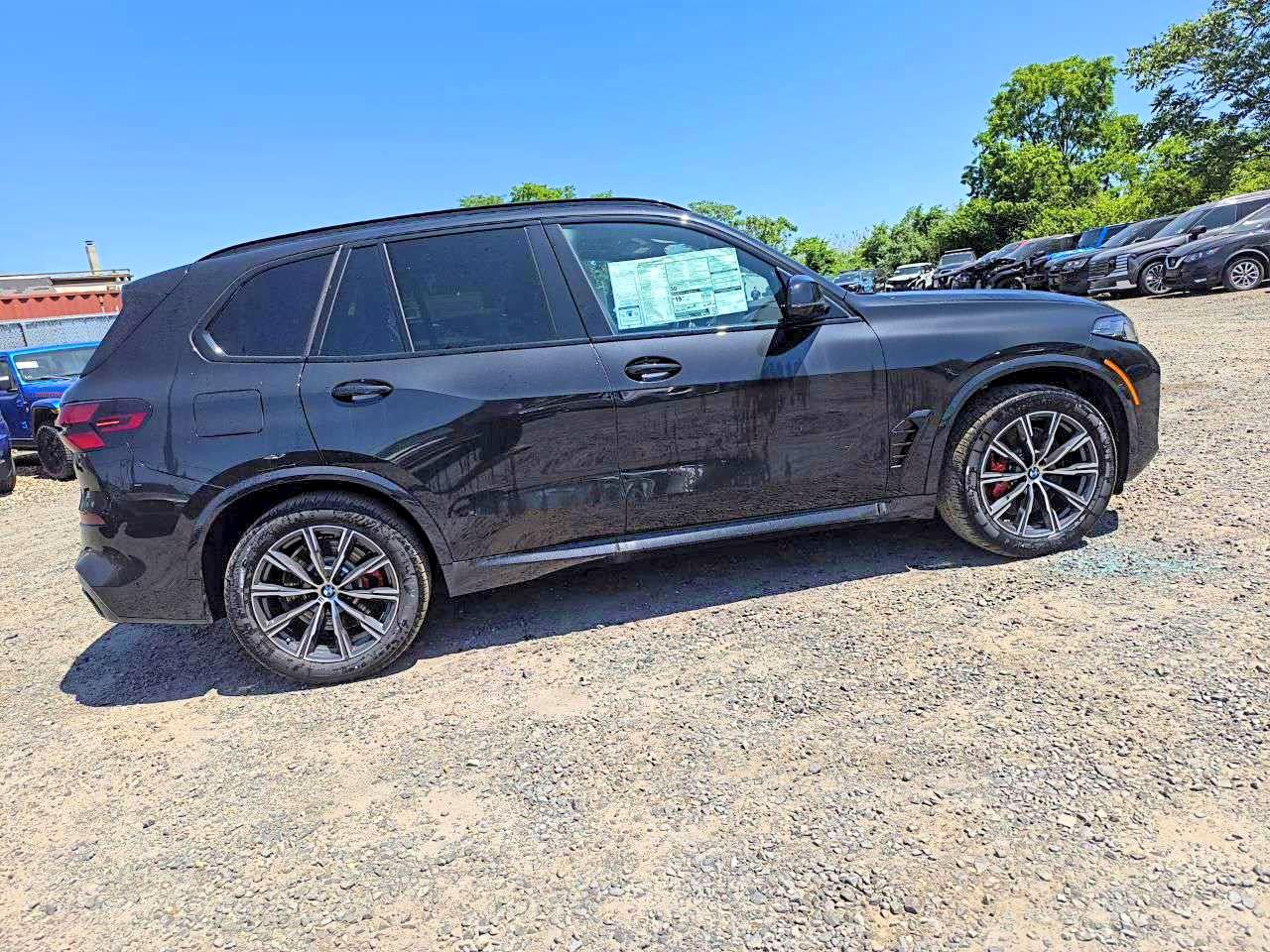 2026 BMW X5 M60i