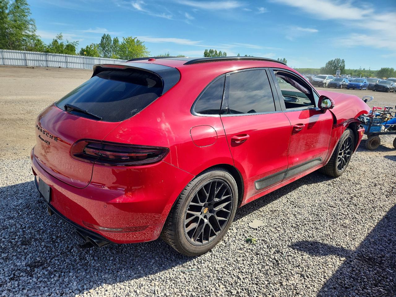 2017 PORSCHE MACAN