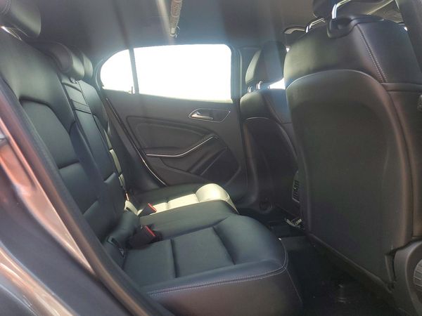 2016 MERCEDES-BENZ GLA GLA250