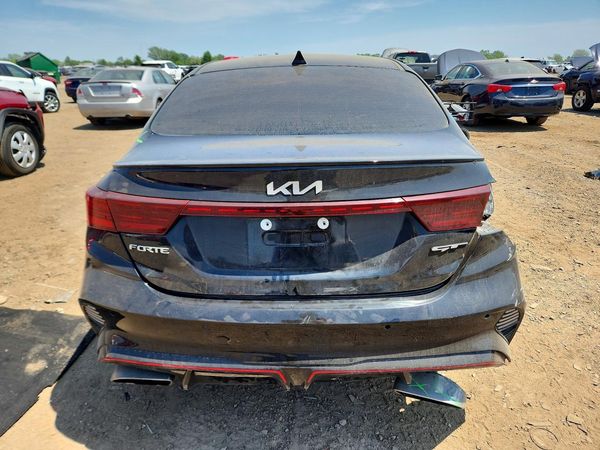 2024 KIA FORTE GT