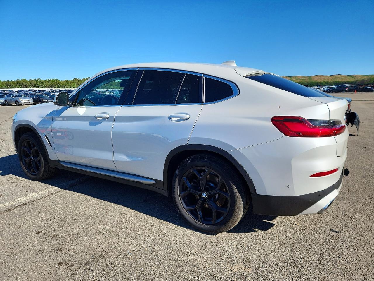 2024 BMW X4 xDrive30i