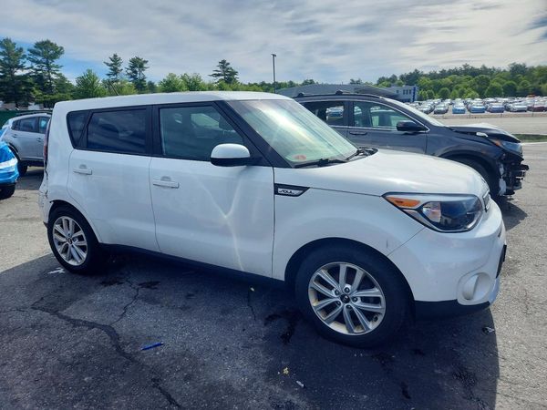 2018 KIA SOUL