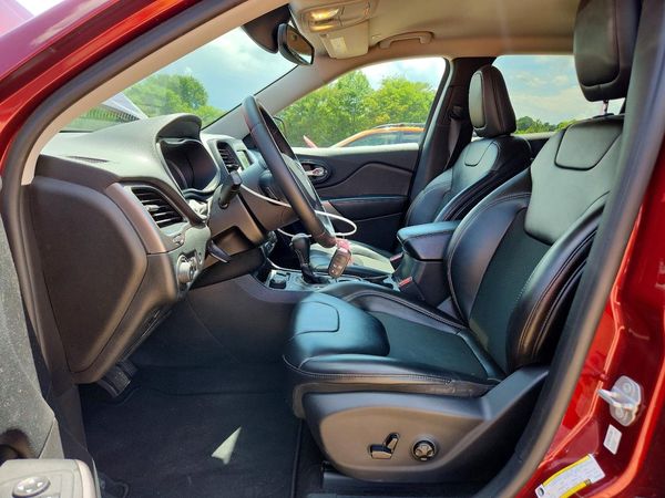 2019 JEEP CHEROKEE LATITUDE PLUS 4X4
