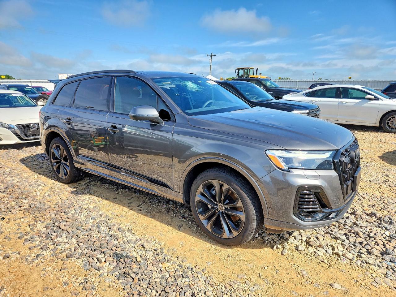 2025 AUDI Q7 quattro Premium Plus
