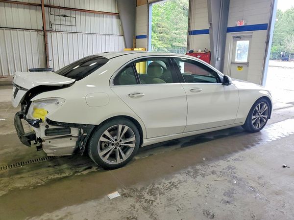 2019 MERCEDES-BENZ C C300