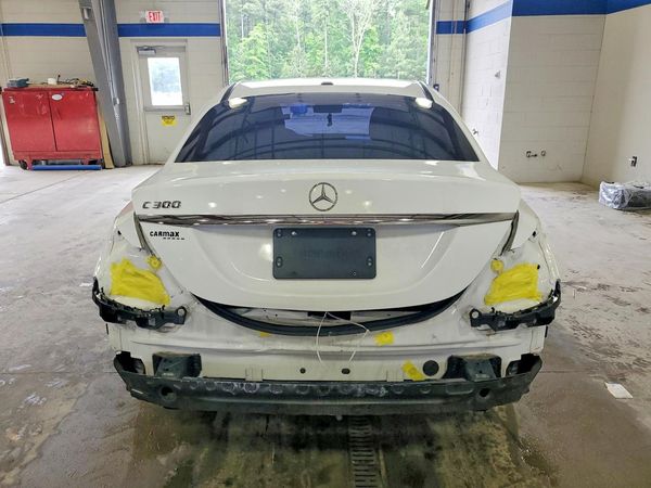 2019 MERCEDES-BENZ C C300